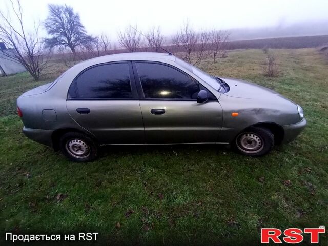 Зеленый Дэу Сенс, объемом двигателя 1.3 л и пробегом 175 тыс. км за 1999 $, фото 10 на Automoto.ua