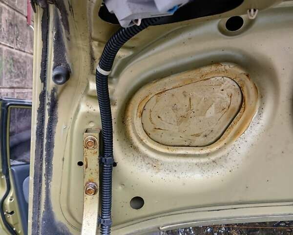 Зеленый Дэу Сенс, объемом двигателя 0 л и пробегом 135 тыс. км за 2500 $, фото 11 на Automoto.ua