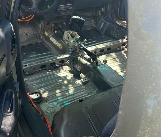 Дэу Сенс 2007 в Никополе на Automoto.ua Зеленый Дэу Сенс, объемом двигателя 1.5 л и пробегом 184 тыс. км за 3550 $, фото 8 на Automoto.ua