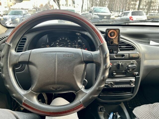 Зелений Деу Сенс, об'ємом двигуна 1.6 л та пробігом 260 тис. км за 2100 $, фото 5 на Automoto.ua