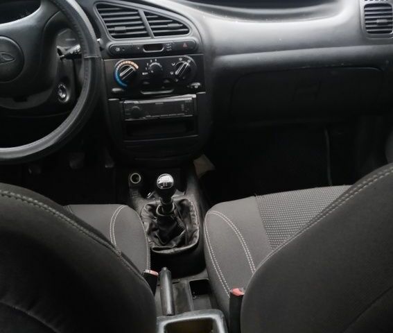 Дэу Сенс 2007 в Луцке на Automoto.ua Зеленый Дэу Сенс, объемом двигателя 0 л и пробегом 1 тыс. км за 1903 $, фото 5 на Automoto.ua