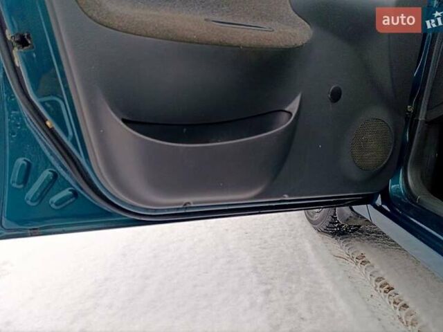 Зеленый Дэу Сенс, объемом двигателя 1.3 л и пробегом 185 тыс. км за 2750 $, фото 7 на Automoto.ua