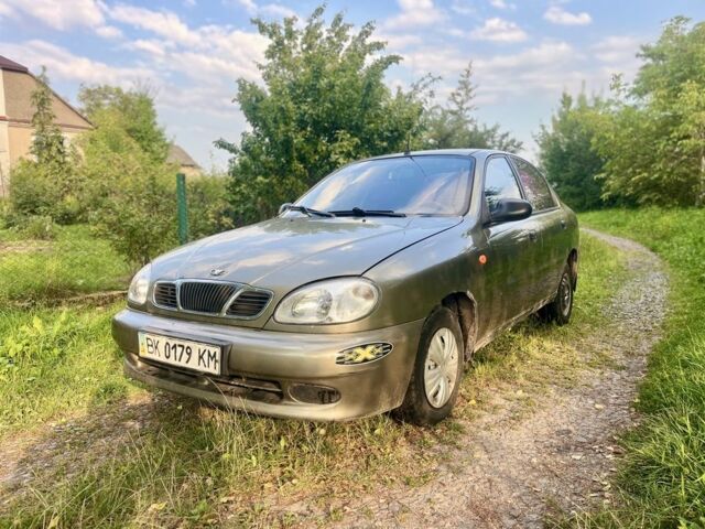 Зеленый Дэу Сенс, объемом двигателя 1.4 л и пробегом 173 тыс. км за 850 $, фото 6 на Automoto.ua