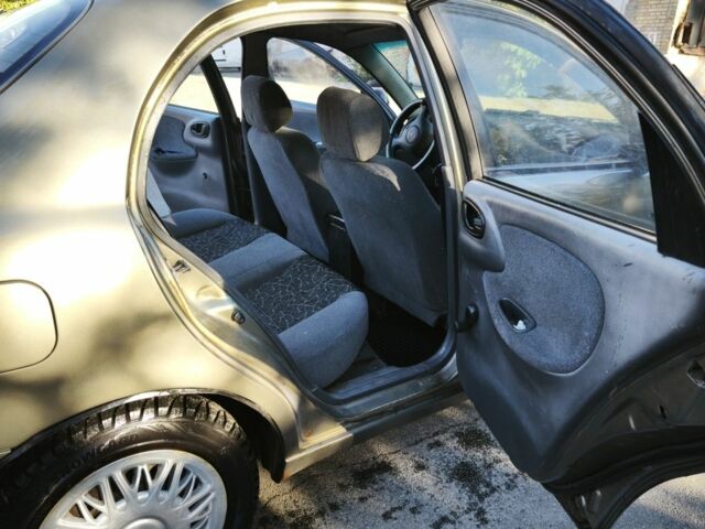 Дэу Сенс 2007 в Софіївська Борщагівка на Automoto.ua Зеленый Дэу Сенс, объемом двигателя 1.5 л и пробегом 375 тыс. км за 1700 $, фото 6 на Automoto.ua