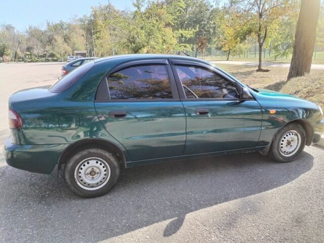 Зеленый Дэу Сенс, объемом двигателя 1.5 л и пробегом 185 тыс. км за 2100 $, фото 1 на Automoto.ua