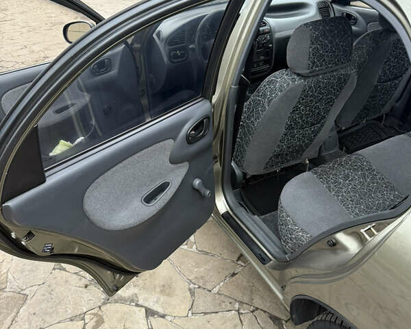 Зеленый Дэу Сенс, объемом двигателя 1.3 л и пробегом 142 тыс. км за 3000 $, фото 7 на Automoto.ua