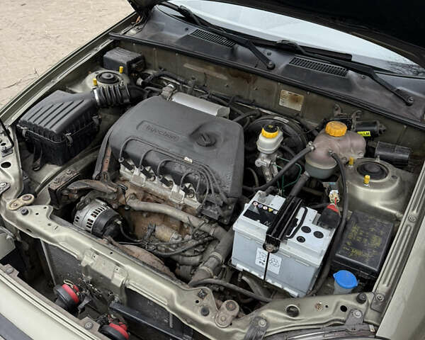 Зеленый Дэу Сенс, объемом двигателя 1.3 л и пробегом 142 тыс. км за 3000 $, фото 8 на Automoto.ua