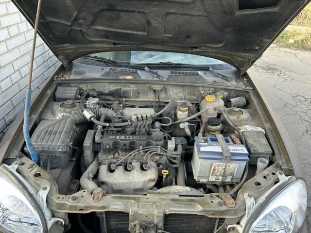 Зеленый Дэу Сенс, объемом двигателя 1.5 л и пробегом 285 тыс. км за 1700 $, фото 6 на Automoto.ua