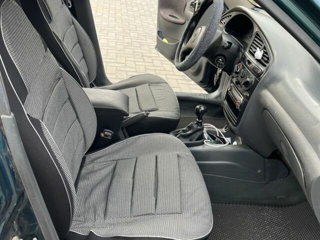 Зелений Деу Сенс, об'ємом двигуна 1.5 л та пробігом 307 тис. км за 1500 $, фото 8 на Automoto.ua