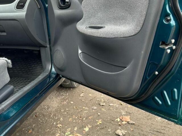 Зелений Деу Сенс, об'ємом двигуна 1.6 л та пробігом 160 тис. км за 2200 $, фото 7 на Automoto.ua