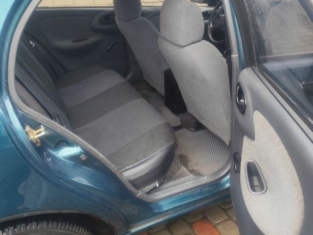 Зеленый Дэу Сенс, объемом двигателя 1.5 л и пробегом 152 тыс. км за 2200 $, фото 2 на Automoto.ua