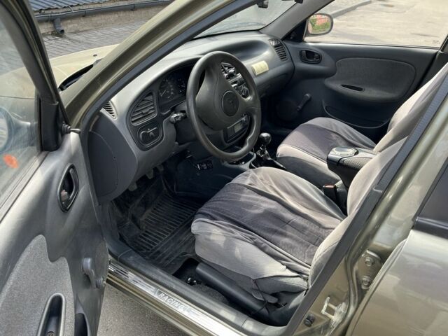 Зеленый Дэу Сенс, объемом двигателя 1.5 л и пробегом 3 тыс. км за 3400 $, фото 1 на Automoto.ua