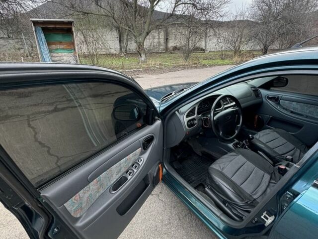 Зеленый Дэу Сенс, объемом двигателя 1.6 л и пробегом 258 тыс. км за 2399 $, фото 7 на Automoto.ua