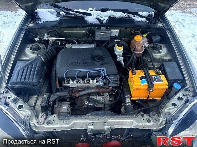 Зеленый Дэу Сенс, объемом двигателя 1.3 л и пробегом 220 тыс. км за 1900 $, фото 7 на Automoto.ua