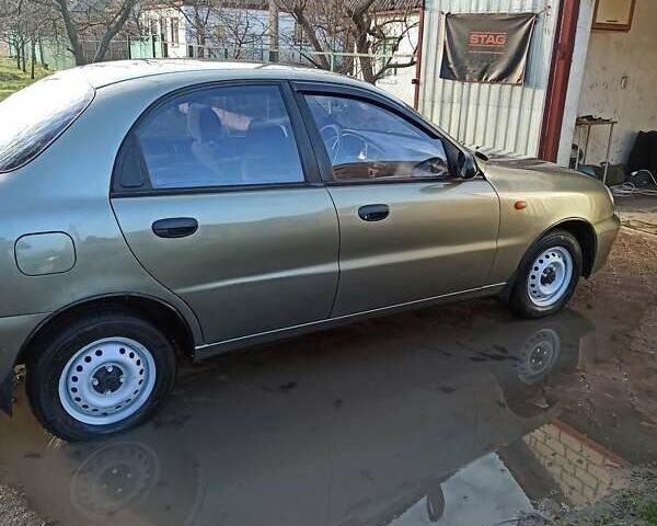 Зелений Деу Сенс, об'ємом двигуна 1.3 л та пробігом 120 тис. км за 2500 $, фото 3 на Automoto.ua