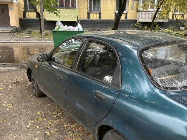 Зеленый Дэу Сенс, объемом двигателя 1.4 л и пробегом 220 тыс. км за 1500 $, фото 3 на Automoto.ua