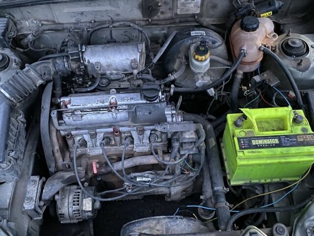 Зеленый Дэу Сенс, объемом двигателя 1.3 л и пробегом 220 тыс. км за 1415 $, фото 7 на Automoto.ua