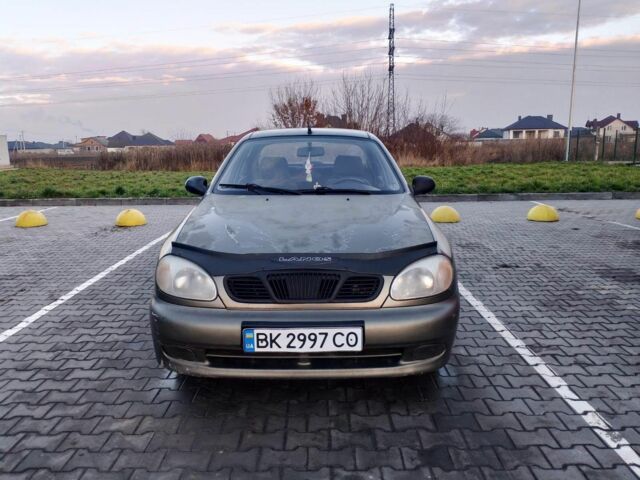 Зеленый Дэу Сенс, объемом двигателя 0 л и пробегом 150 тыс. км за 1200 $, фото 3 на Automoto.ua