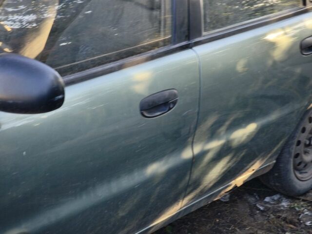 Деу Сенс 2008 у Дніпро (Дніпропетровську) на Automoto.ua Зелений Деу Сенс, об'ємом двигуна 1.5 л та пробігом 198 тис. км за 1400 $, фото 3 на Automoto.ua