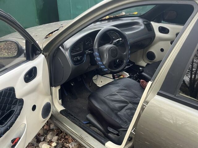 Зеленый Дэу Сенс, объемом двигателя 0 л и пробегом 260 тыс. км за 1000 $, фото 8 на Automoto.ua