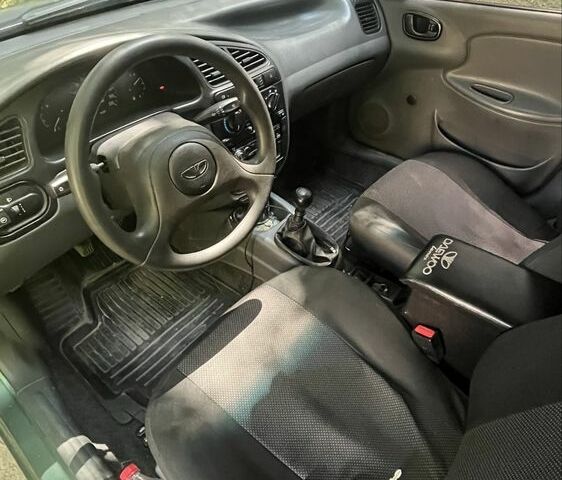 Зеленый Дэу Сенс, объемом двигателя 1.5 л и пробегом 190 тыс. км за 3000 $, фото 3 на Automoto.ua