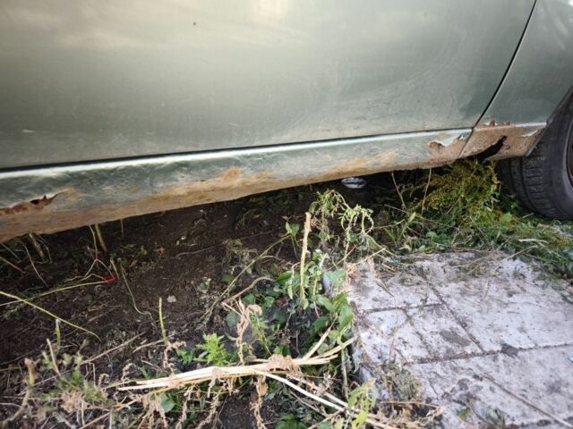 Деу Сенс 2008 у Дніпро (Дніпропетровську) на Automoto.ua Зелений Деу Сенс, об'ємом двигуна 1.5 л та пробігом 198 тис. км за 1400 $, фото 4 на Automoto.ua