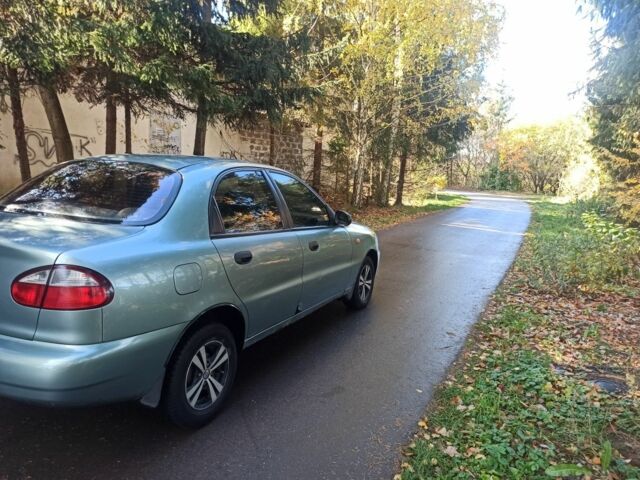 Зеленый Дэу Сенс, объемом двигателя 1.5 л и пробегом 198 тыс. км за 1450 $, фото 3 на Automoto.ua