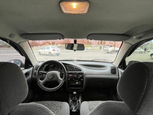 Зеленый Дэу Сенс, объемом двигателя 1.4 л и пробегом 153 тыс. км за 2100 $, фото 7 на Automoto.ua