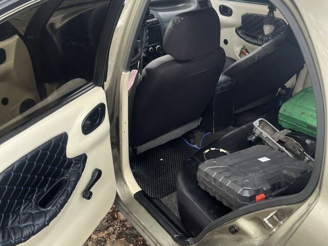 Зеленый Дэу Сенс, объемом двигателя 0 л и пробегом 260 тыс. км за 1000 $, фото 7 на Automoto.ua