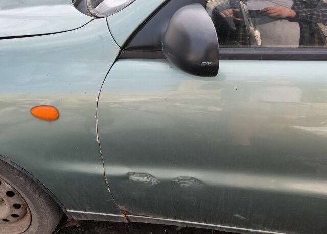 Зеленый Дэу Сенс, объемом двигателя 1.5 л и пробегом 200 тыс. км за 1178 $, фото 2 на Automoto.ua