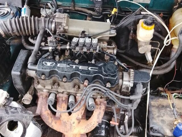 Зеленый Дэу Сенс, объемом двигателя 1.6 л и пробегом 24 тыс. км за 710 $, фото 4 на Automoto.ua