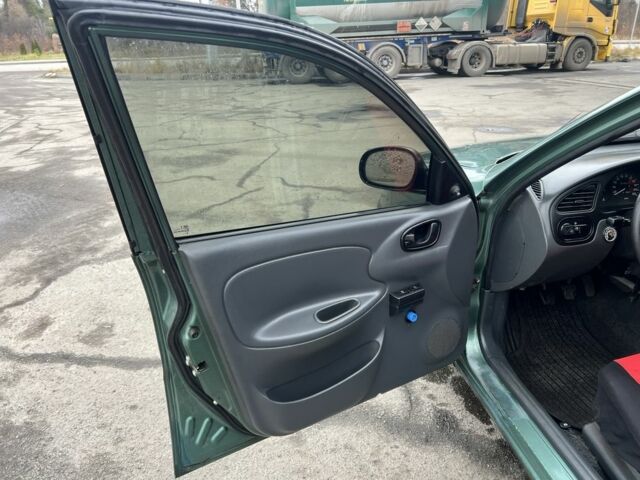 Зелений Деу Сенс, об'ємом двигуна 1.5 л та пробігом 157 тис. км за 2300 $, фото 7 на Automoto.ua