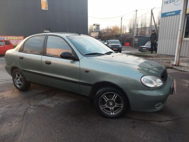 Зеленый Дэу Сенс, объемом двигателя 1.5 л и пробегом 180 тыс. км за 2700 $, фото 1 на Automoto.ua