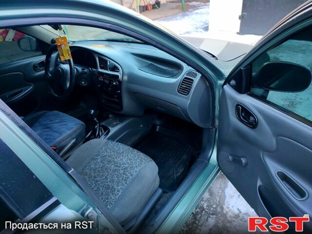 Зелений Деу Сенс, об'ємом двигуна 1.3 л та пробігом 216 тис. км за 2450 $, фото 5 на Automoto.ua