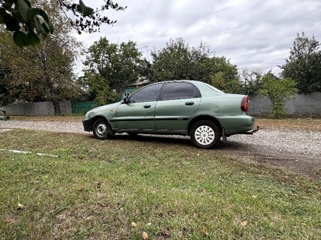 Деу Сенс 2010 у Лозовой на Automoto.ua Зелений Деу Сенс, об'ємом двигуна 1.5 л та пробігом 180 тис. км за 1200 $, фото 6 на Automoto.ua