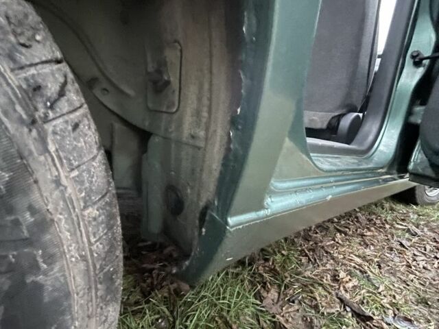 Зеленый Дэу Сенс, объемом двигателя 1.3 л и пробегом 105 тыс. км за 2500 $, фото 5 на Automoto.ua