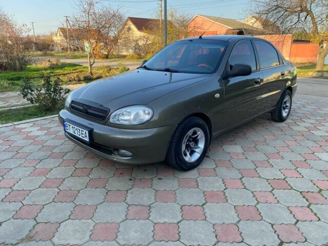 Зелений Деу Сенс, об'ємом двигуна 1.5 л та пробігом 179 тис. км за 3200 $, фото 1 на Automoto.ua