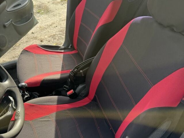 Зеленый Дэу Сенс, объемом двигателя 1.3 л и пробегом 220 тыс. км за 2000 $, фото 6 на Automoto.ua