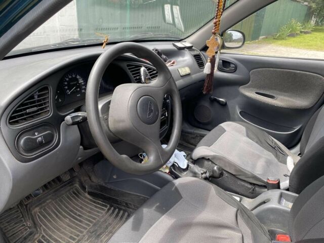 Зеленый Дэу Сенс, объемом двигателя 1.3 л и пробегом 106 тыс. км за 1400 $, фото 4 на Automoto.ua