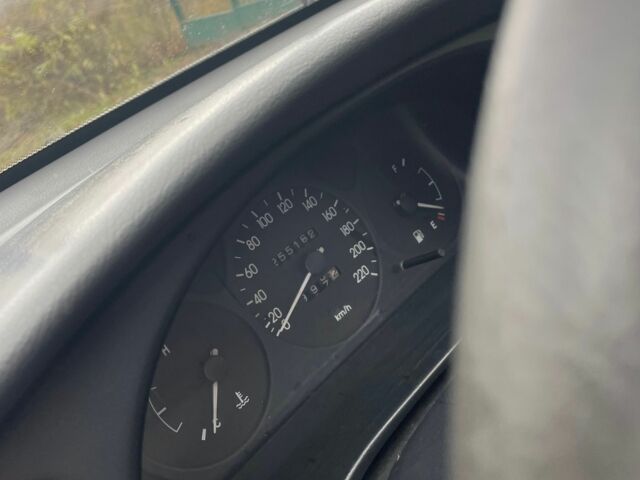 Зелений Деу Сенс, об'ємом двигуна 1.5 л та пробігом 219 тис. км за 1500 $, фото 3 на Automoto.ua