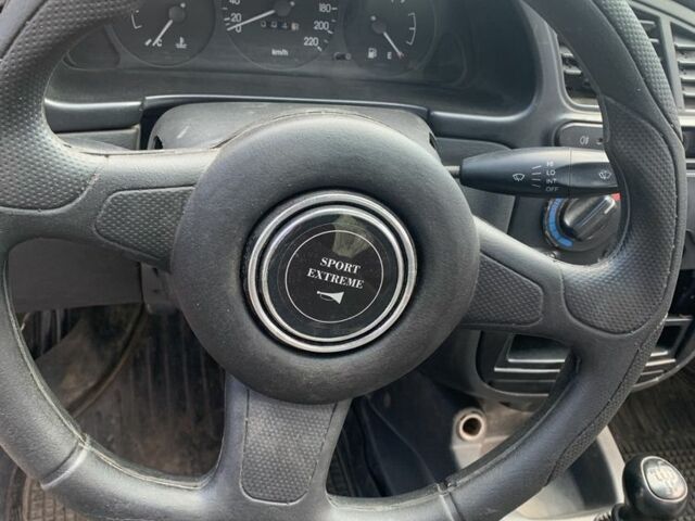 Зеленый Дэу Сенс, объемом двигателя 1.5 л и пробегом 360 тыс. км за 1201 $, фото 1 на Automoto.ua