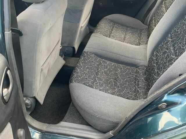 Зеленый Дэу Сенс, объемом двигателя 1.5 л и пробегом 360 тыс. км за 1201 $, фото 3 на Automoto.ua