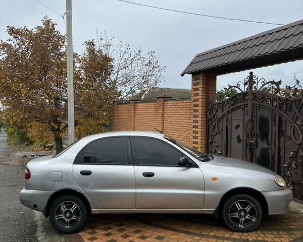 Оранжевый Дэу Сенс, объемом двигателя 1.3 л и пробегом 279 тыс. км за 1800 $, фото 3 на Automoto.ua