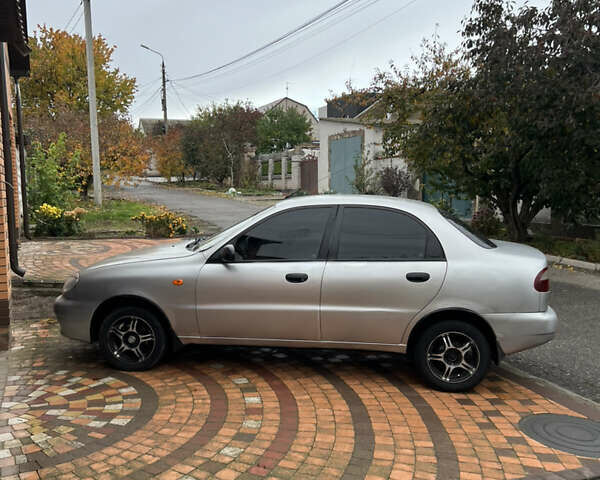 Оранжевый Дэу Сенс, объемом двигателя 1.3 л и пробегом 279 тыс. км за 1800 $, фото 1 на Automoto.ua