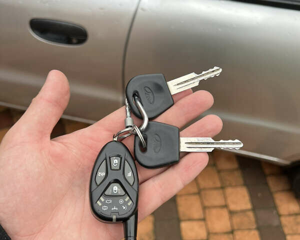 Оранжевый Дэу Сенс, объемом двигателя 1.3 л и пробегом 279 тыс. км за 1800 $, фото 7 на Automoto.ua