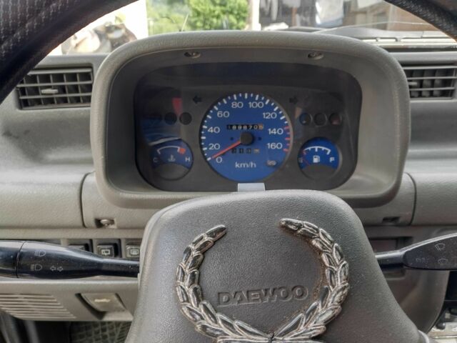 Серый Дэу Тико, объемом двигателя 0.8 л и пробегом 190 тыс. км за 37500 $, фото 2 на Automoto.ua