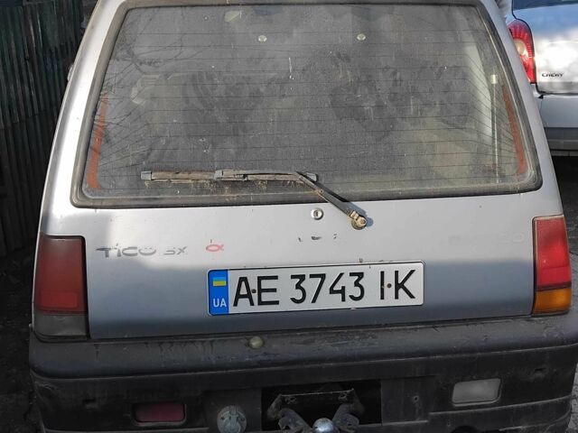 Серый Дэу Тико, объемом двигателя 0.8 л и пробегом 200 тыс. км за 476 $, фото 1 на Automoto.ua