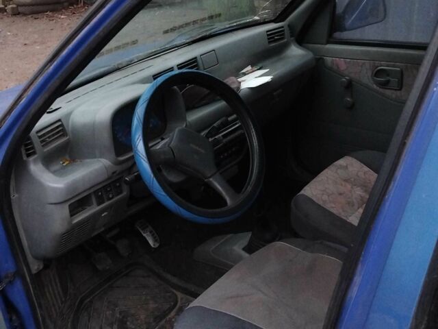 Синий Дэу Тико, объемом двигателя 0.9 л и пробегом 200 тыс. км за 593 $, фото 3 на Automoto.ua