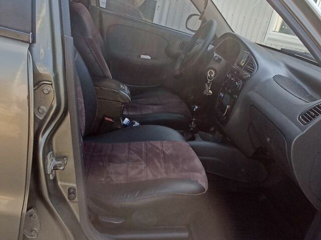 Бежевий Деу Інша, об'ємом двигуна 1.5 л та пробігом 350 тис. км за 2500 $, фото 5 на Automoto.ua