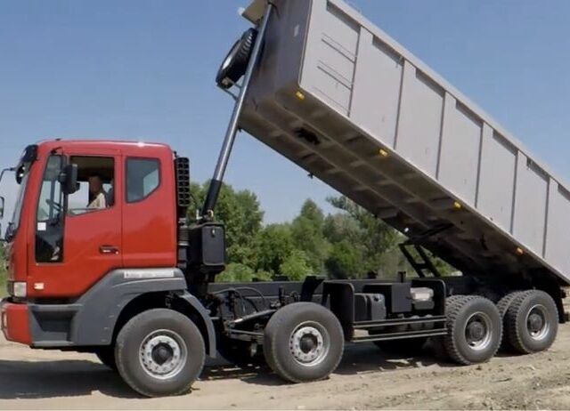 Деу Другая, об'ємом двигуна 0 л та пробігом 0 тис. км за 125000 $, фото 2 на Automoto.ua